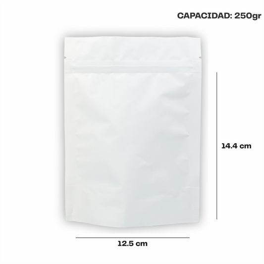 Chica Blanca (12.5x14.4x7.75)